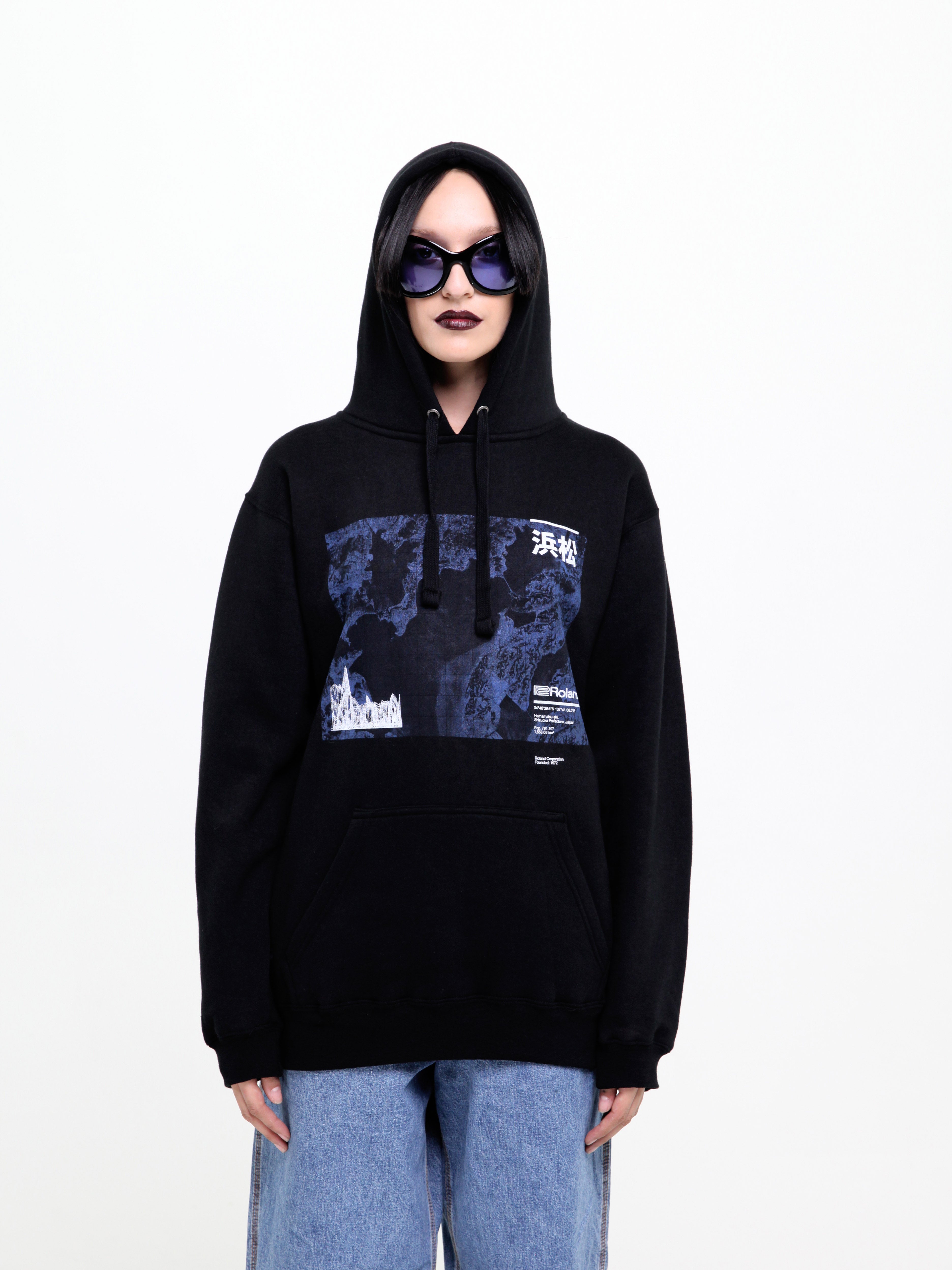 dais-x-roland-origins-sweat-capuche-noir-carte image 3