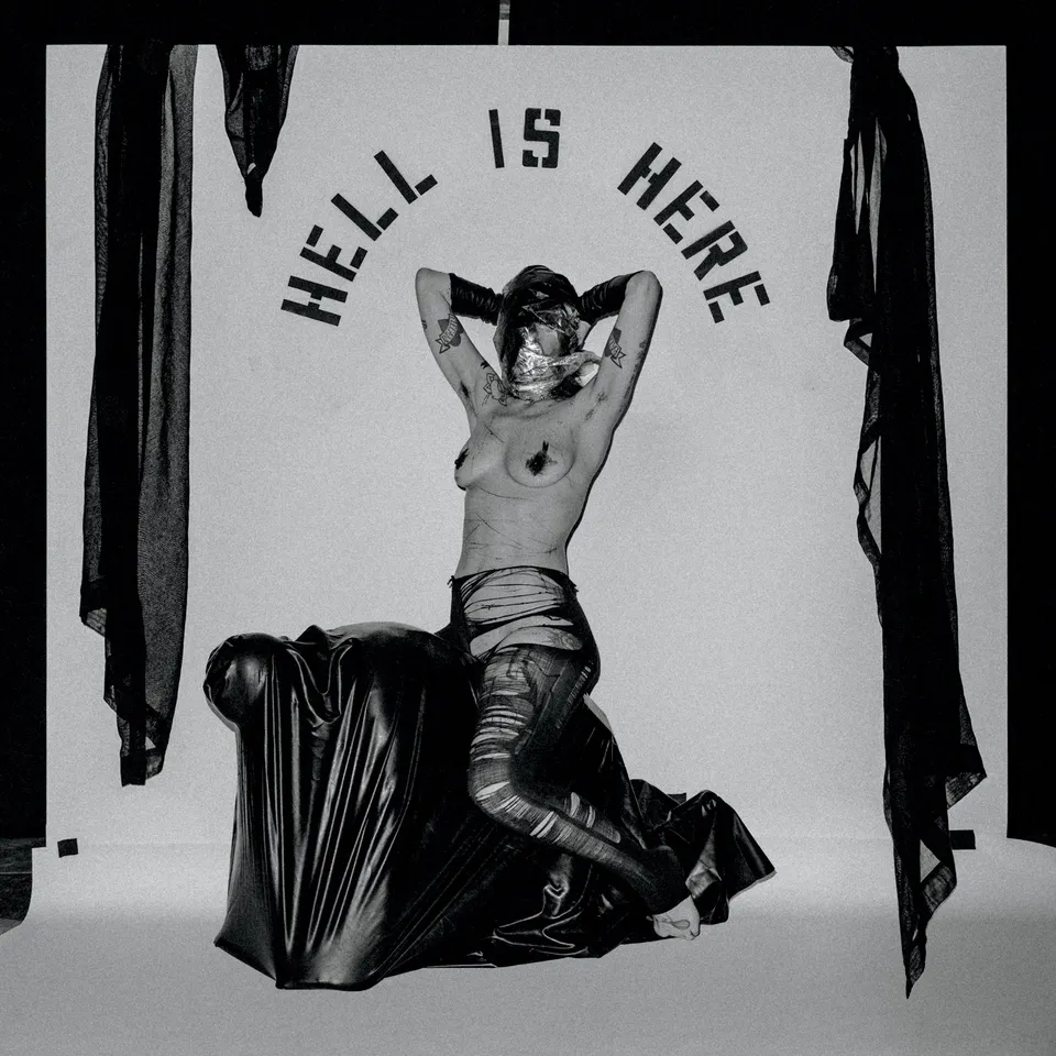 dais-records-hide-hell-is-here-vinyle-noir-lp-industriel image 1